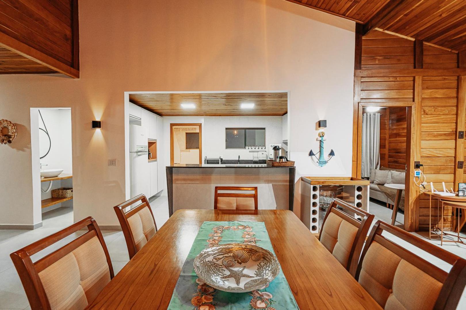 Casadecastelhanos, Quadra Do Mar De Castelhanos, 4 Suites Com Ar, Churrasqueira, Piscina, Hidromassagem, Cozinha Integrada Gourmet Ideal Para Familia E Amigos Anchieta  Dış mekan fotoğraf