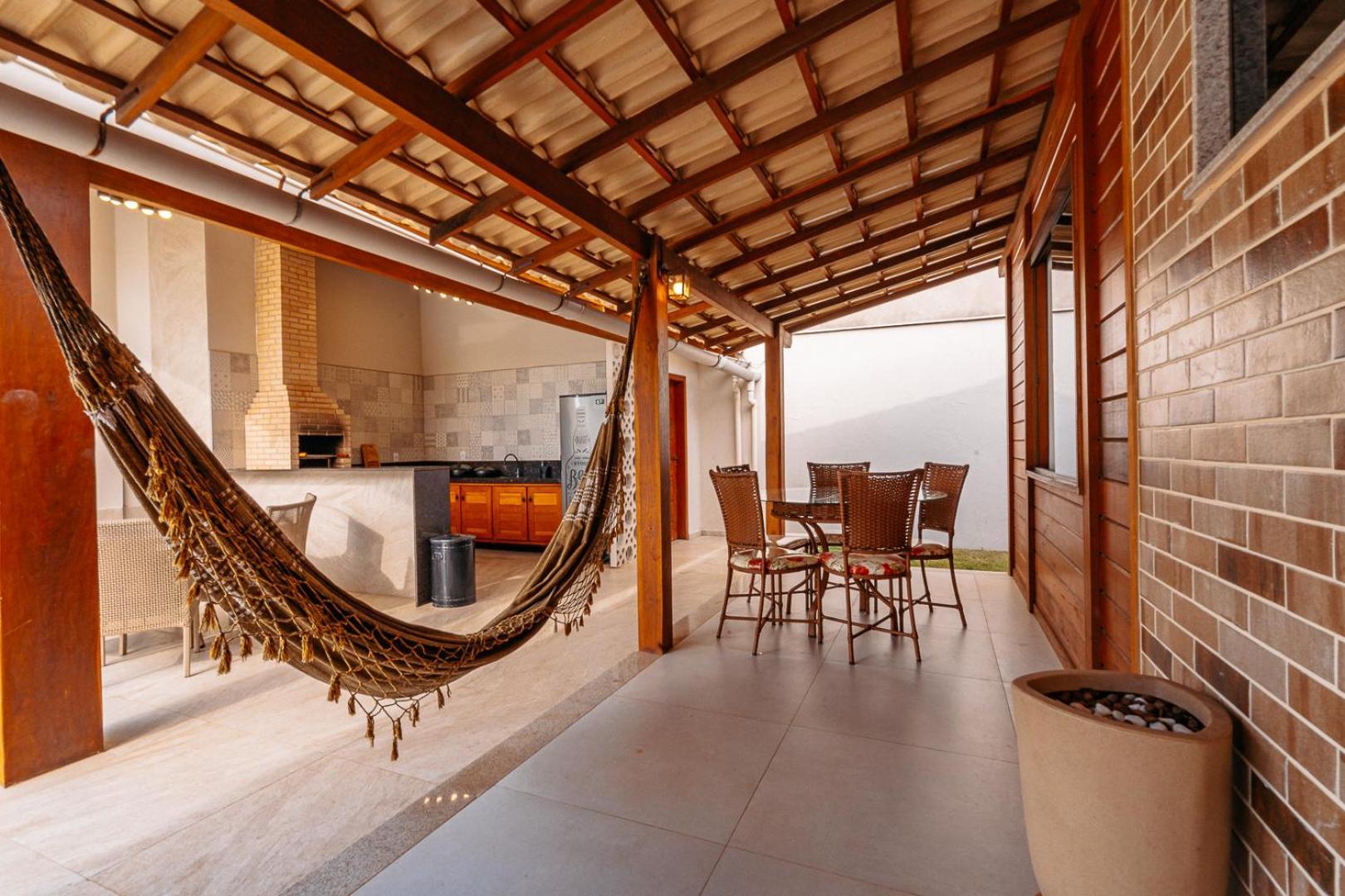 Casadecastelhanos, Quadra Do Mar De Castelhanos, 4 Suites Com Ar, Churrasqueira, Piscina, Hidromassagem, Cozinha Integrada Gourmet Ideal Para Familia E Amigos Anchieta  Dış mekan fotoğraf