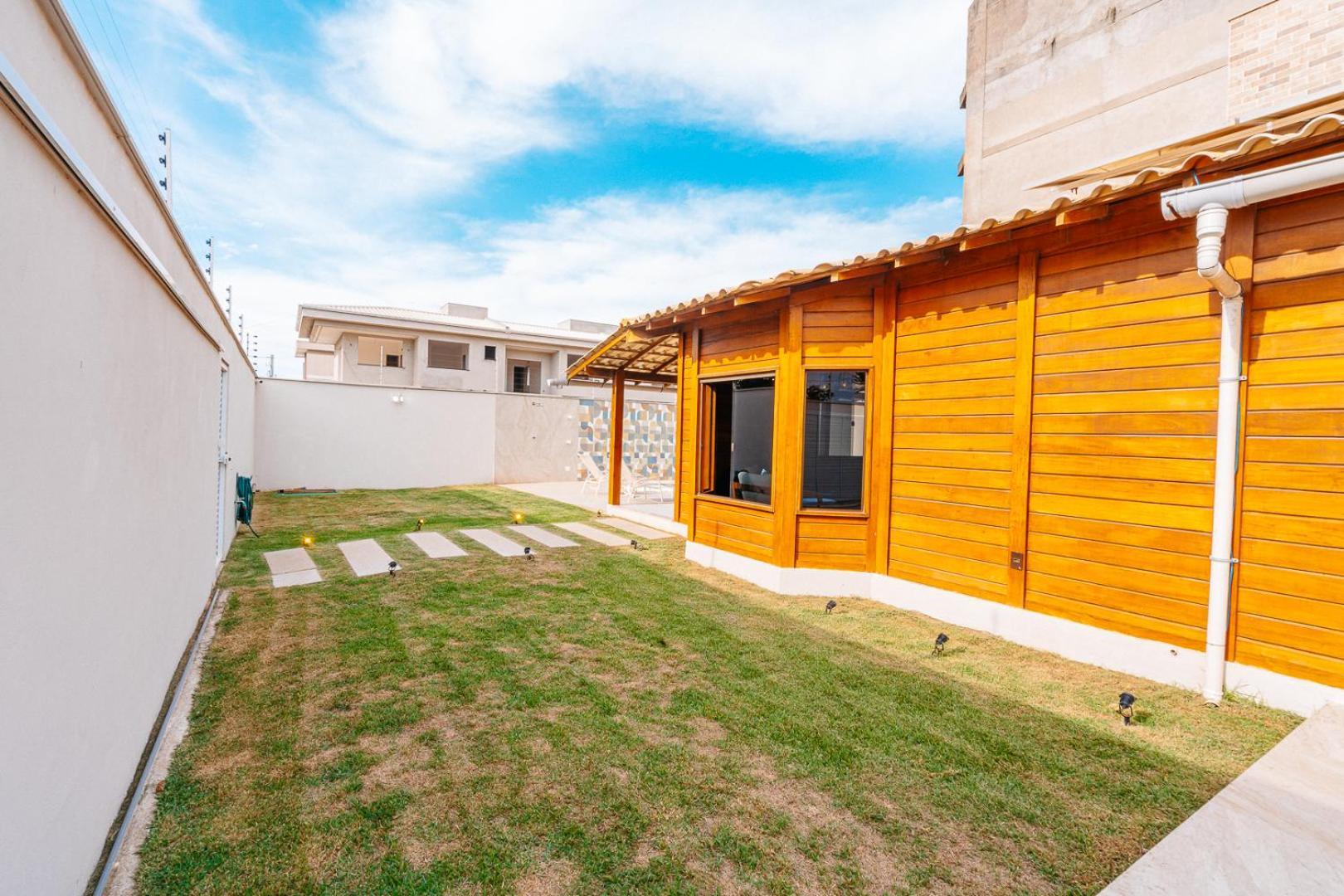 Casadecastelhanos, Quadra Do Mar De Castelhanos, 4 Suites Com Ar, Churrasqueira, Piscina, Hidromassagem, Cozinha Integrada Gourmet Ideal Para Familia E Amigos Anchieta  Dış mekan fotoğraf