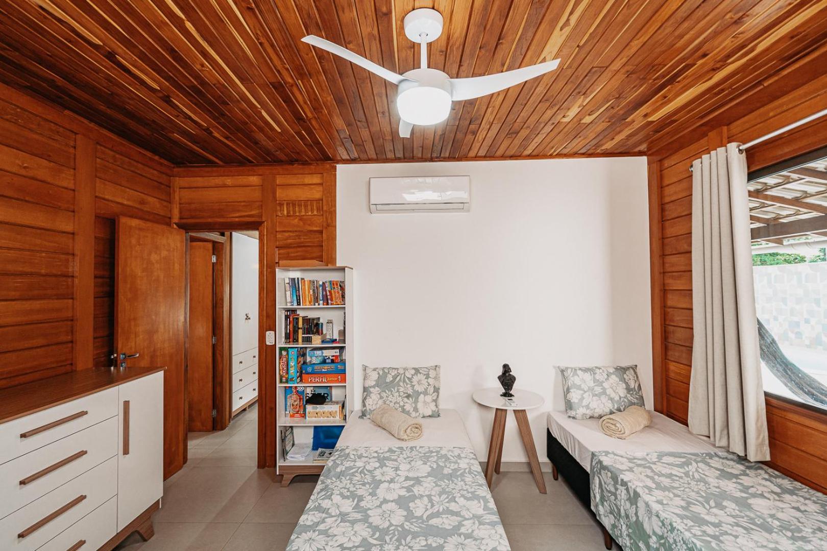 Casadecastelhanos, Quadra Do Mar De Castelhanos, 4 Suites Com Ar, Churrasqueira, Piscina, Hidromassagem, Cozinha Integrada Gourmet Ideal Para Familia E Amigos Anchieta  Dış mekan fotoğraf