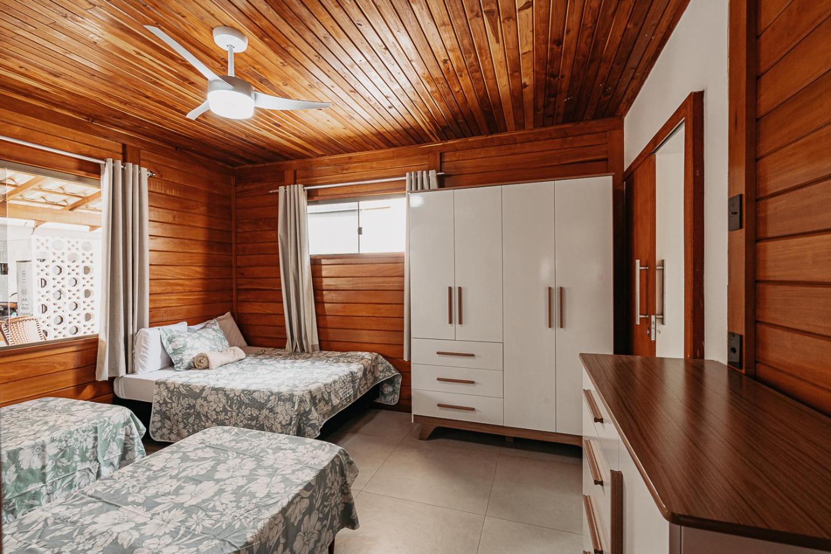 Casadecastelhanos, Quadra Do Mar De Castelhanos, 4 Suites Com Ar, Churrasqueira, Piscina, Hidromassagem, Cozinha Integrada Gourmet Ideal Para Familia E Amigos Anchieta  Dış mekan fotoğraf