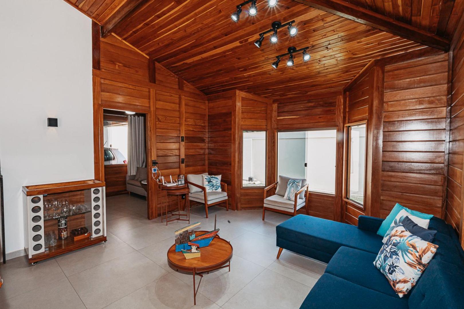 Casadecastelhanos, Quadra Do Mar De Castelhanos, 4 Suites Com Ar, Churrasqueira, Piscina, Hidromassagem, Cozinha Integrada Gourmet Ideal Para Familia E Amigos Anchieta  Dış mekan fotoğraf