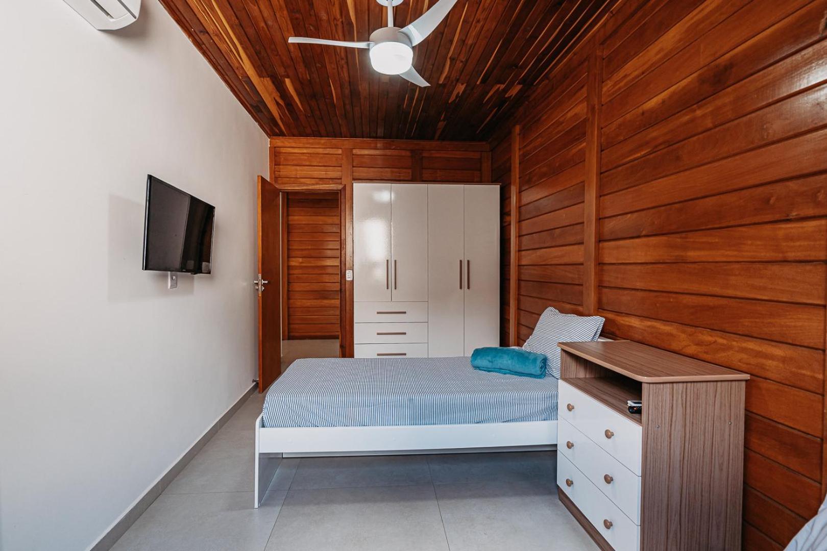 Casadecastelhanos, Quadra Do Mar De Castelhanos, 4 Suites Com Ar, Churrasqueira, Piscina, Hidromassagem, Cozinha Integrada Gourmet Ideal Para Familia E Amigos Anchieta  Dış mekan fotoğraf